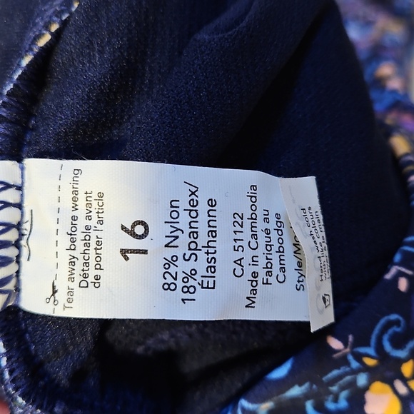 XL Womens One Piece Swimsuit Brand New Georges Never Worn - Picture 2 of 3